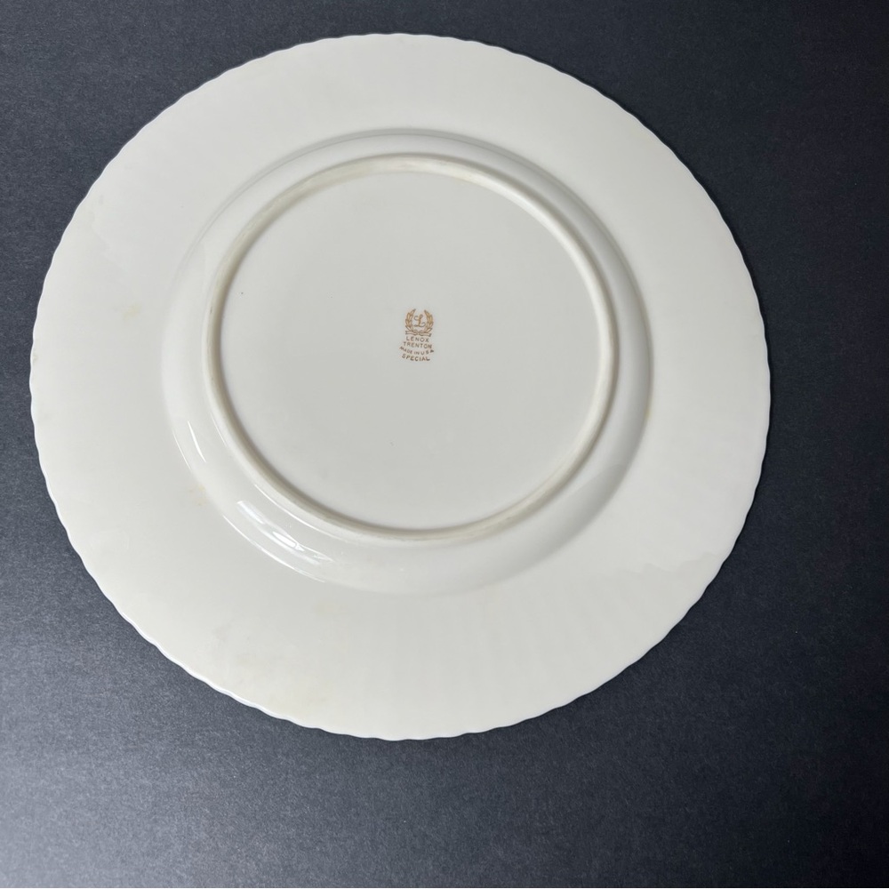 Lenox Trenton Special Plate USA Fluted Floral Gold Rim Blossom Ming Tree - Picture 8 of 16